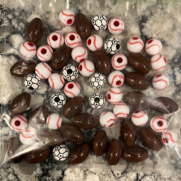 Colorful Pony Bead Assortment for Crafting and Parties - Picture 6 of 13